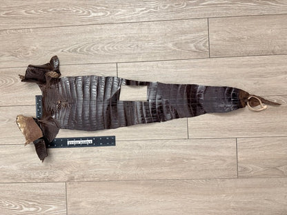 Genuine Alligator Leather - Brown Glossy Distressed Belly Cut WYSIWYG 441 product photo 2