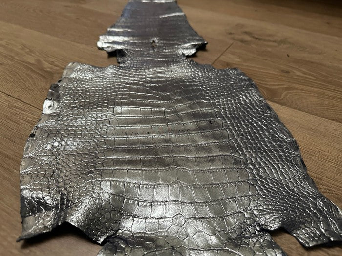 Silver On Blue Metallic Genuine American Alligator Leather 411GTR product photo 3