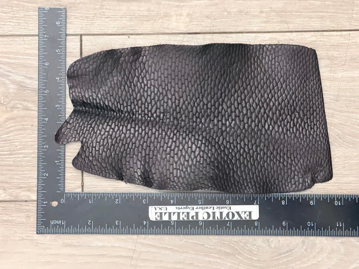 Genuine Beaver Tail Leather - Black Stained Satin WYSIWYG 200 product photo 2