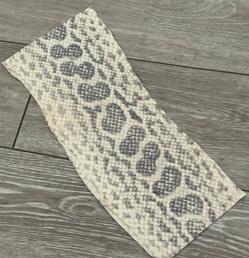 Bone Natural Genuine Anaconda Snake skin Leather hide python real boa rattle 189