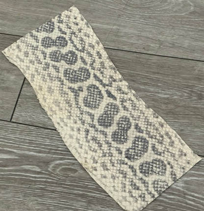 Bone Natural Genuine Anaconda Snake skin Leather hide python real boa rattle 189