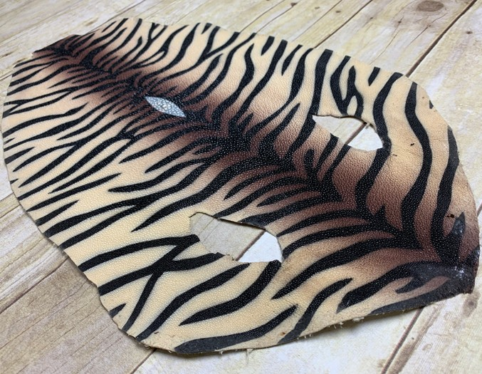 XXL Genuine Stingray Leather - Cream With Brown Center Tiger Print Pearl~ Caviar Fish WYSIWYG 803 product photo 1