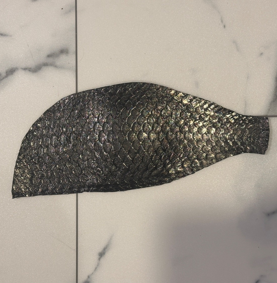 Black Tilapia Hide Genuine Fish Leather Skin Suede Salmon Glossy Pirarucu 350