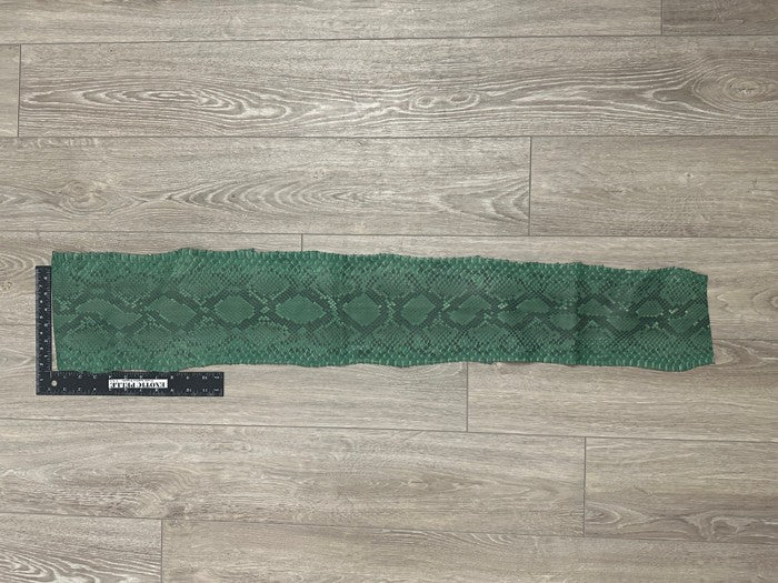 Green Big Genuine Python Snakeskin Leather jumbo real hide snake skin rattle 302
