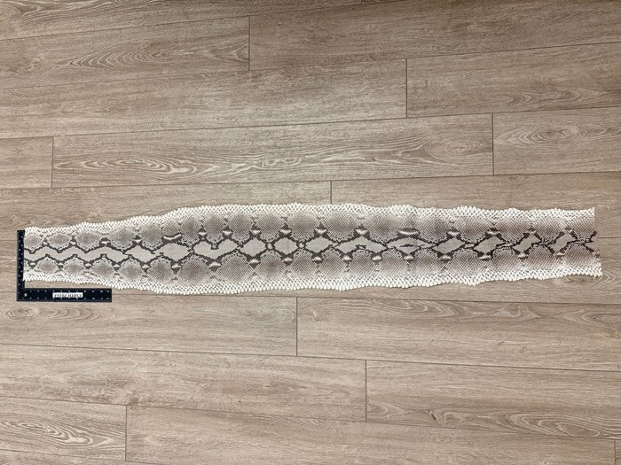 Natural Genuine Python Snakeskin Leather real hide snake skin remnant Rattle 346