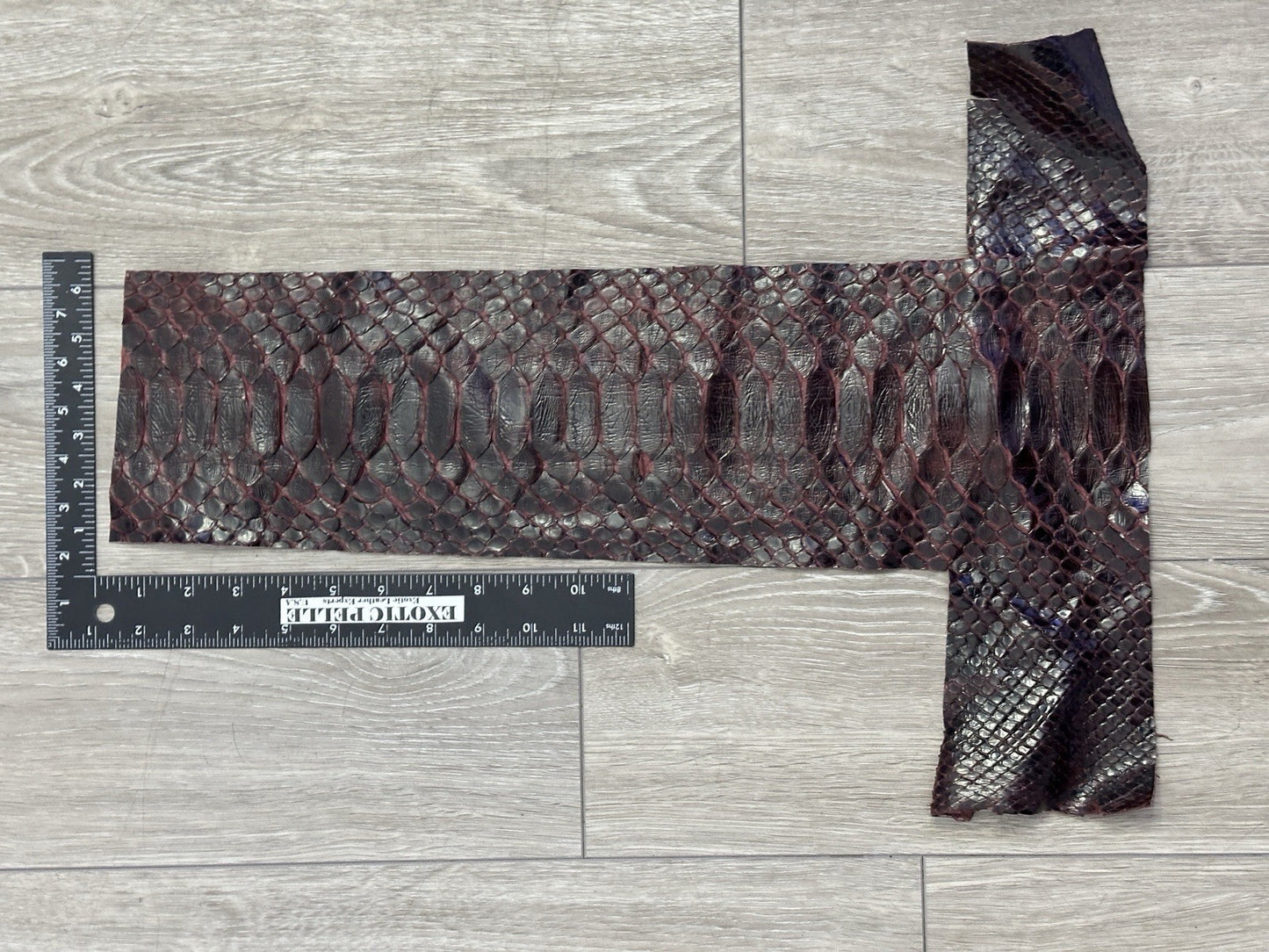 Wine Big Python Genuine Snakeskin Leather real hide snake skin Jumbo Rattle 318