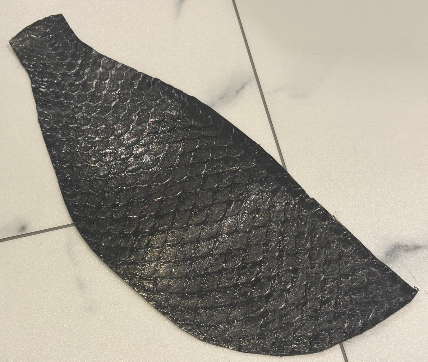 Black Tilapia Hide Genuine Fish Leather Skin Suede Salmon Glossy Pirarucu 350