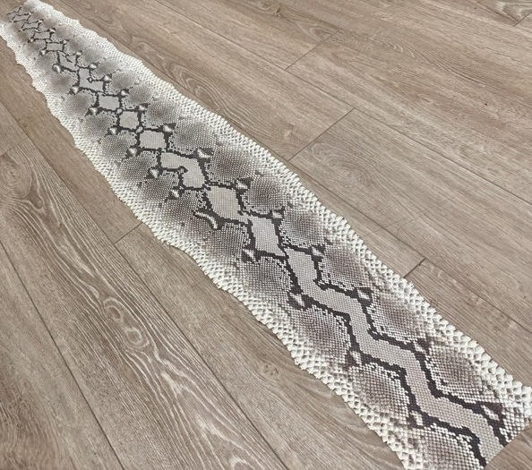 Natural Genuine Python Snakeskin Leather real hide snake skin remnant Rattle 346