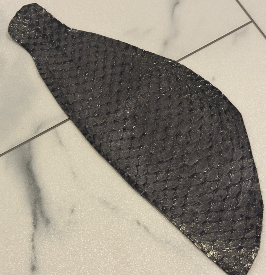 Grey Tilapia Hide Genuine gray Fish Leather Skin Suede Salmon Glossy Pirarucu 35